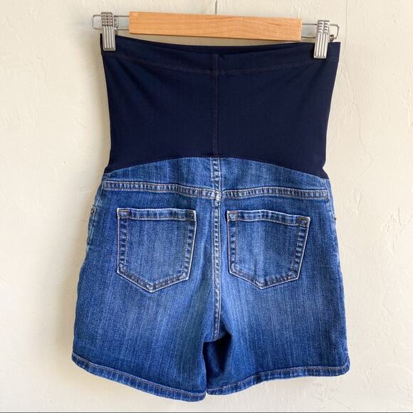 Liz Lange Maternity Jean Shorts - Picture 2 of 4